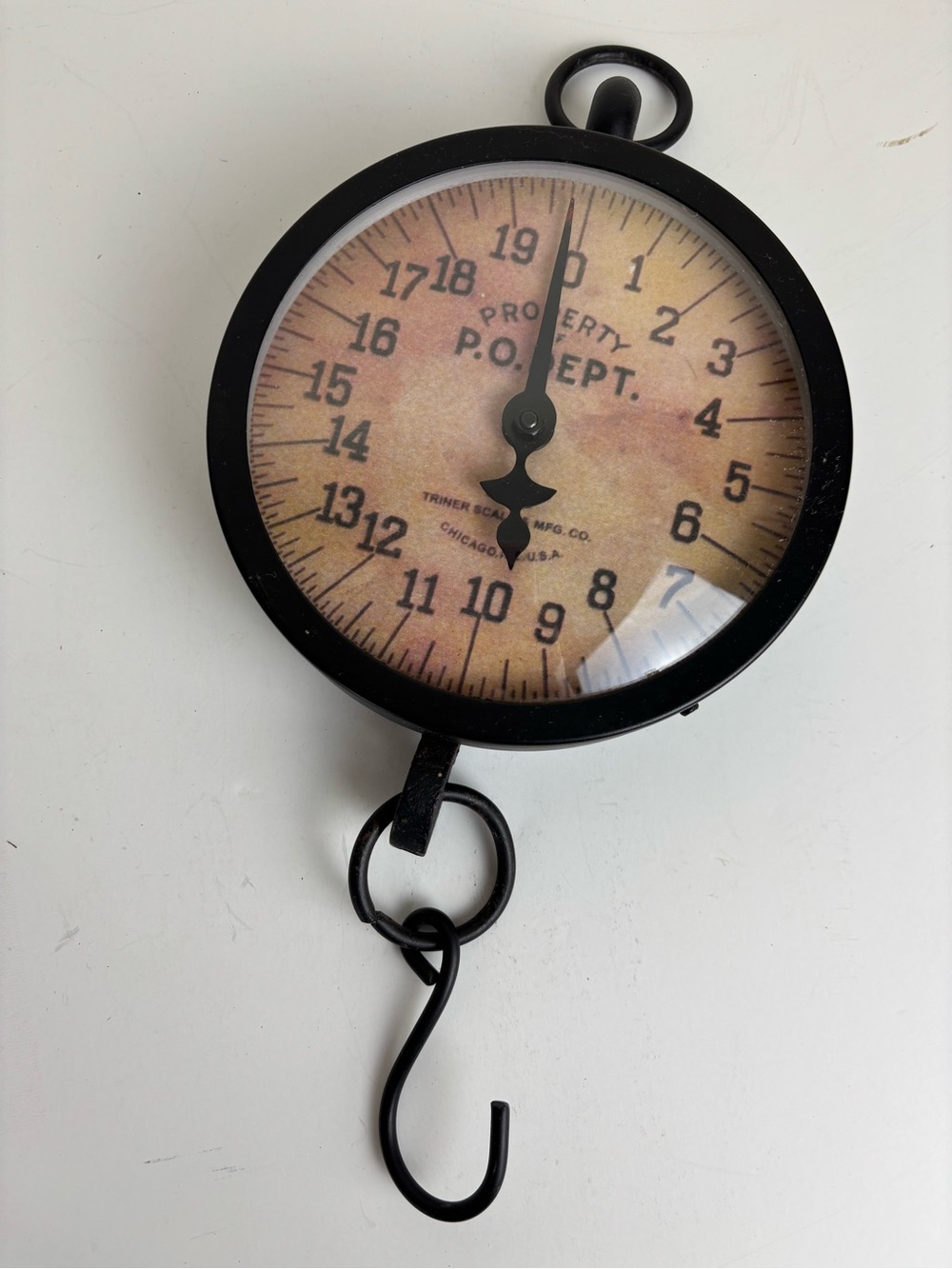 Vintage Triner 20lb Hanging Postal Scale-heavy Metal/curved glass face